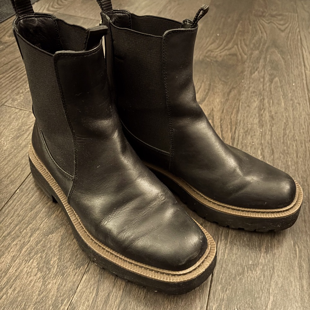 Women’s size 8 Sam Edelman Laguna Chelsea black boots